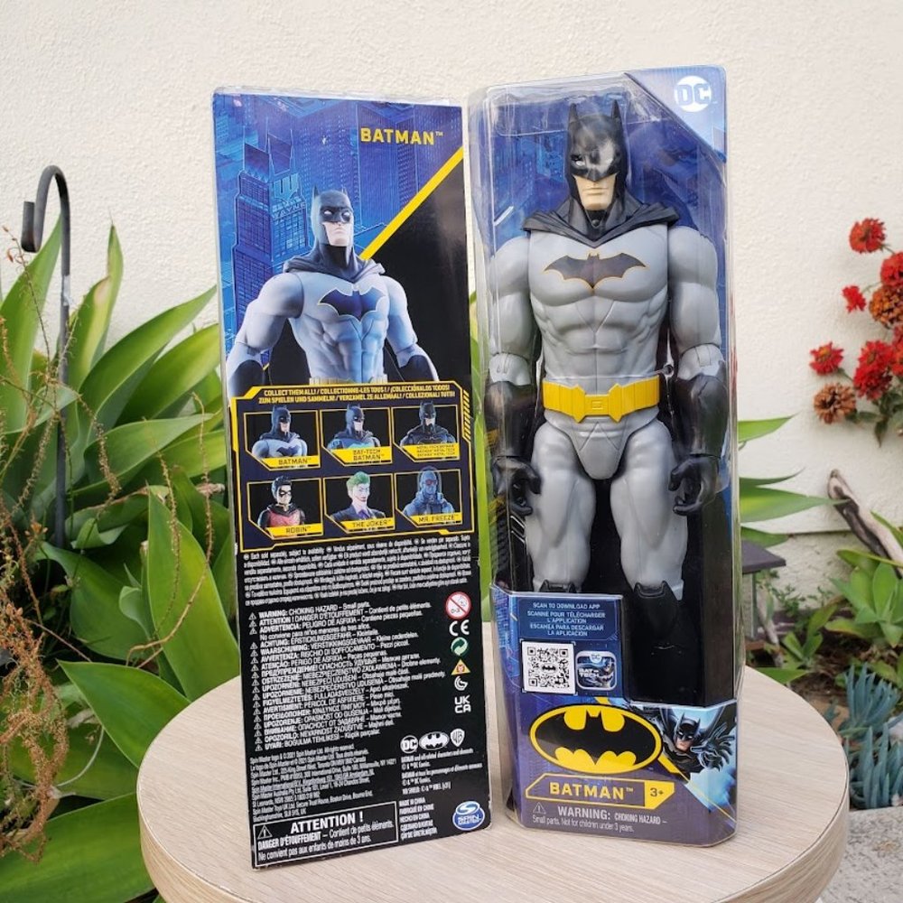 2X NEW Batman 12" Action Figures Action Figure DC Comics Set of 2 Bundle